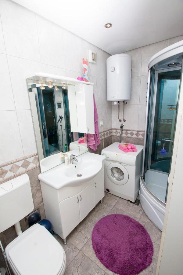 Apartman Seka Omis Exterior photo